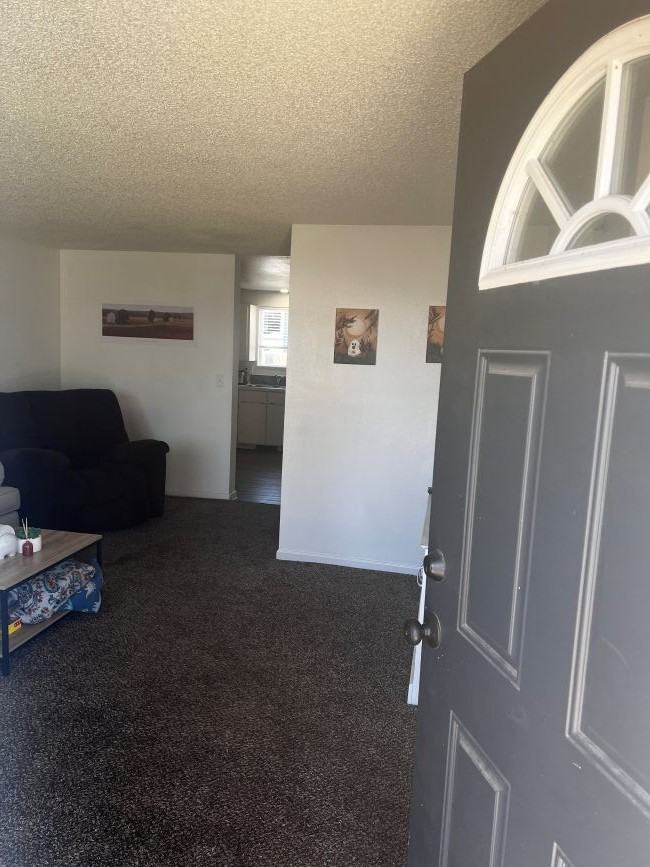 1040 Bonnie Brae St #B - Photo 2 of 16