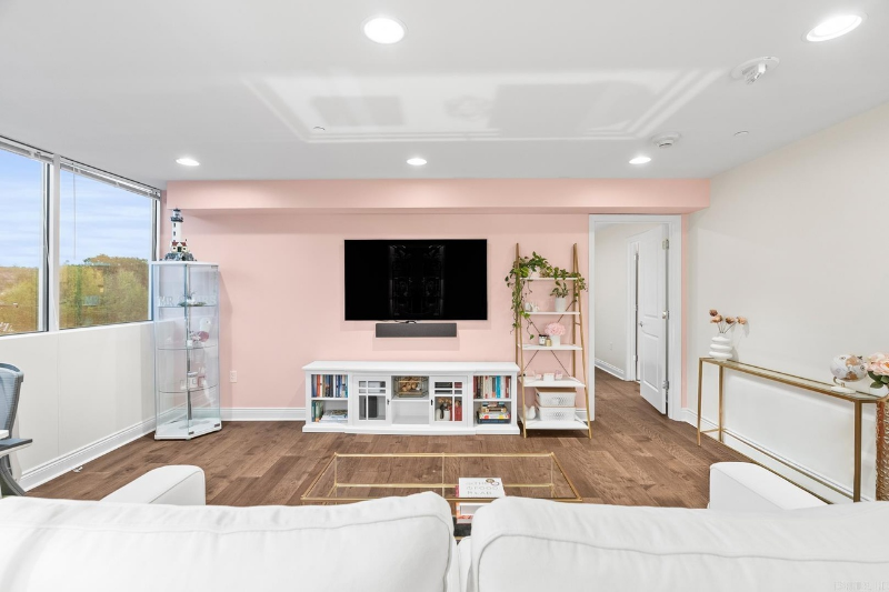 3700 Cantrell Rd - Photo 2 of 20