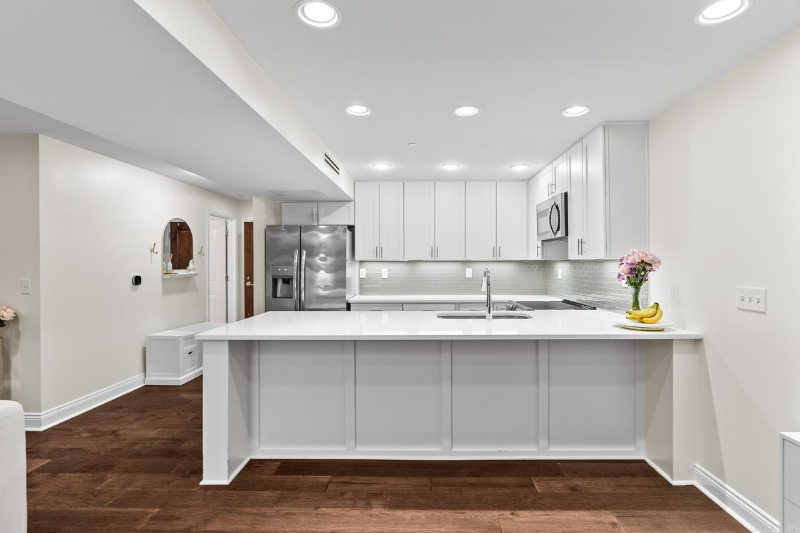 3700 Cantrell Rd - Photo 4 of 20