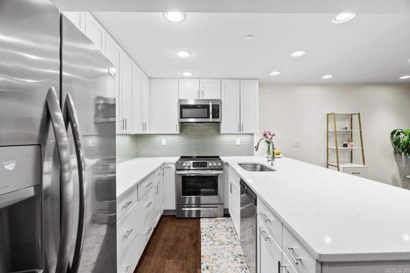 3700 Cantrell Rd - Photo 5 of 20