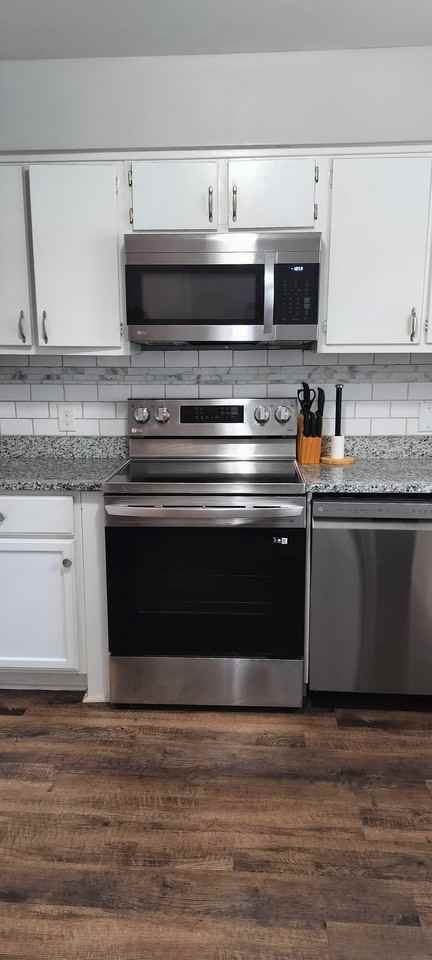 6354 Old Pineville Rd #F - Photo 5 of 6