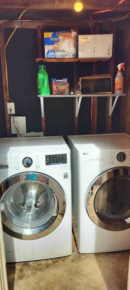 6354 Old Pineville Rd #F - Photo 6 of 6