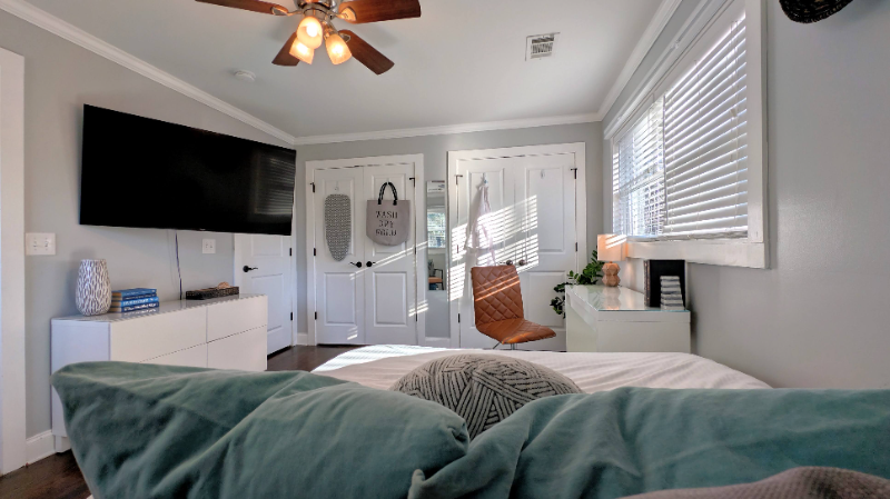 831 Parkway Dr Se - Photo 6 of 21