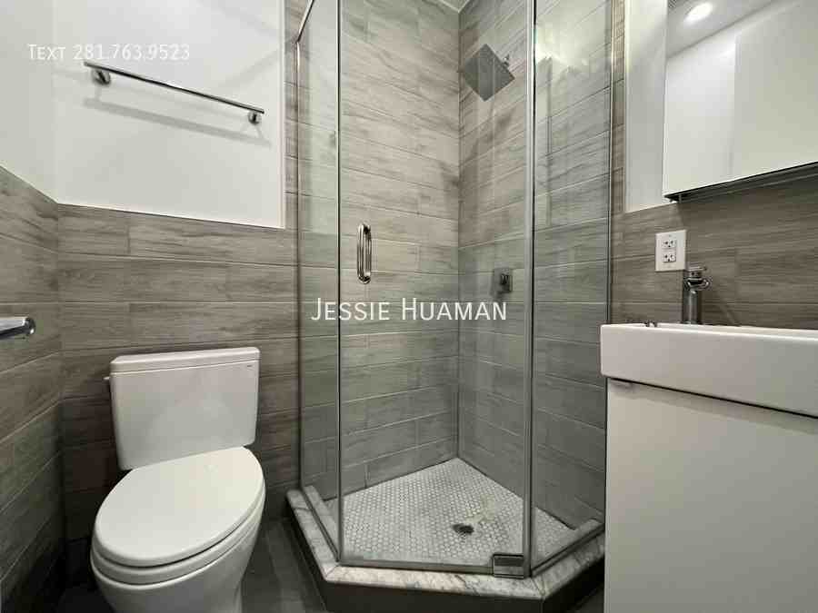 427 E 80th St #A - Photo 6 of 8