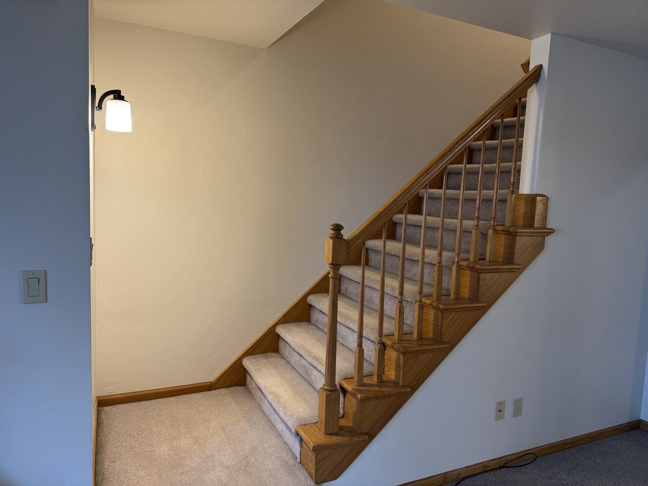 6228 Tielens Rd - Photo 4 of 12