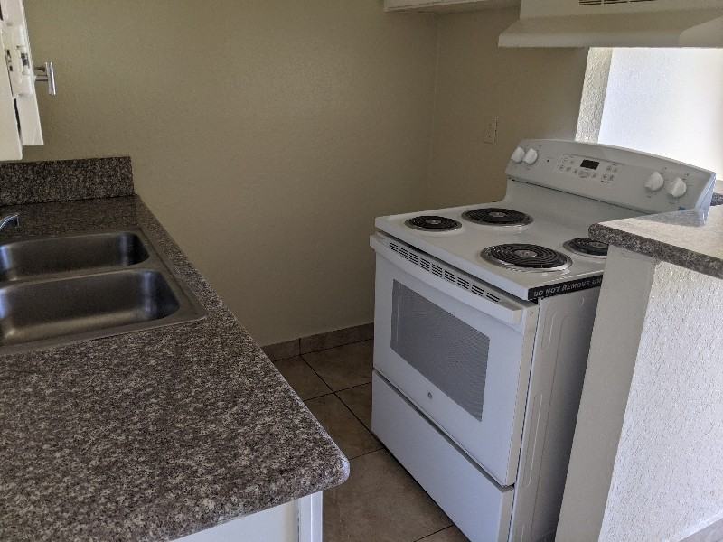 144 W 42nd St - Photo 2 of 10