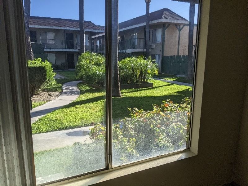 144 W 42nd St - Photo 3 of 10