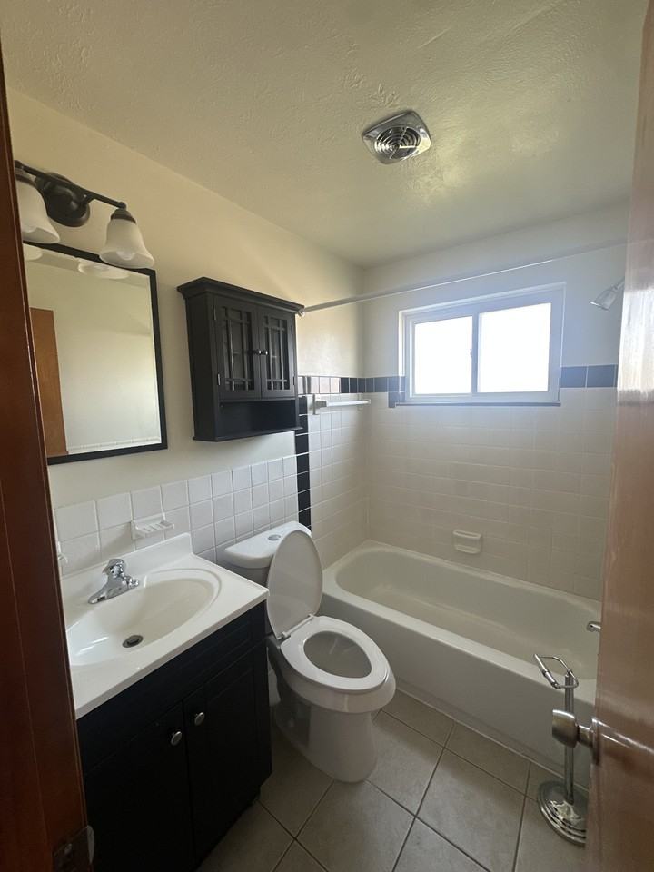 5382 Lee Rd #204 - Photo 4 of 6