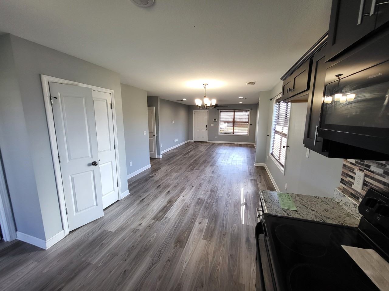 162 Wexford Way - Photo 5 of 20