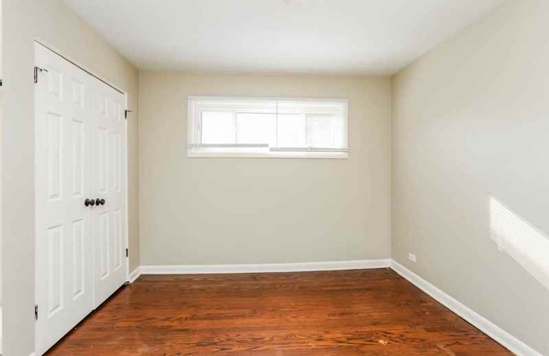 10114 S California Ave - Photo 7 of 10