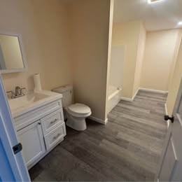 4 Boulder Dr #B - Photo 3 of 10