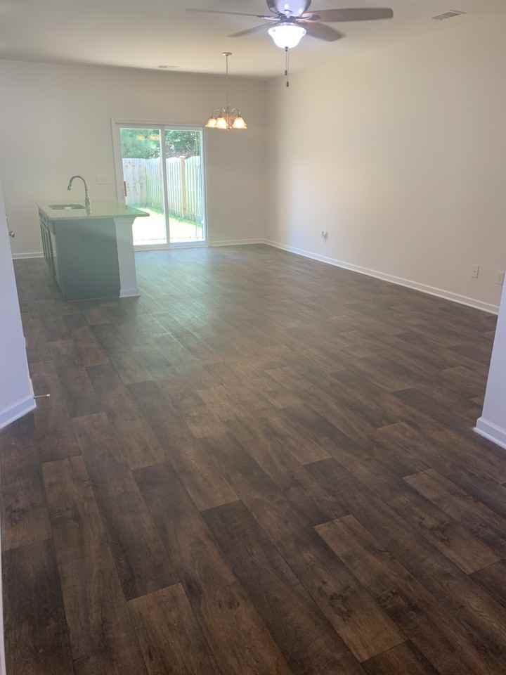 215 Orange Pond Ct - Photo 2 of 11