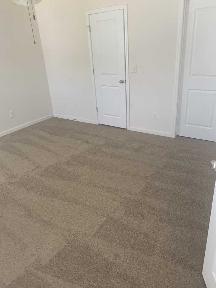 215 Orange Pond Ct - Photo 6 of 11