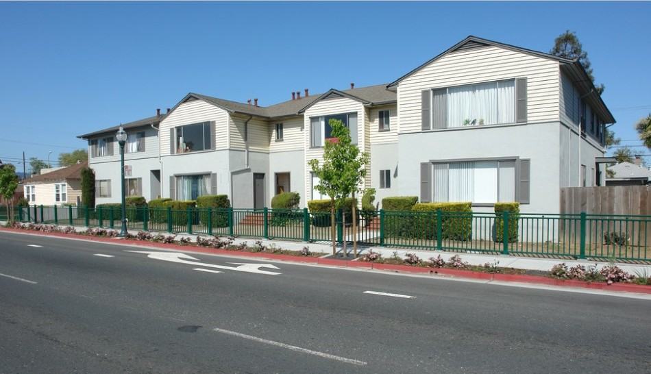 1411 E 3rd Ave #6 - Photo 2 of 2