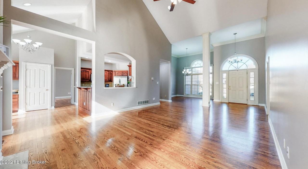 402 Willow Creek Dr - Photo 3 of 12