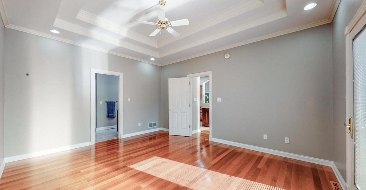 402 Willow Creek Dr - Photo 7 of 12