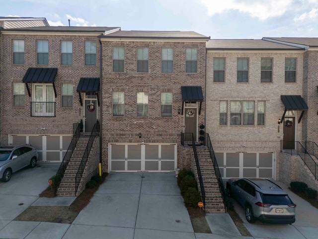 2345 Tarben Dr - Photo 2 of 13