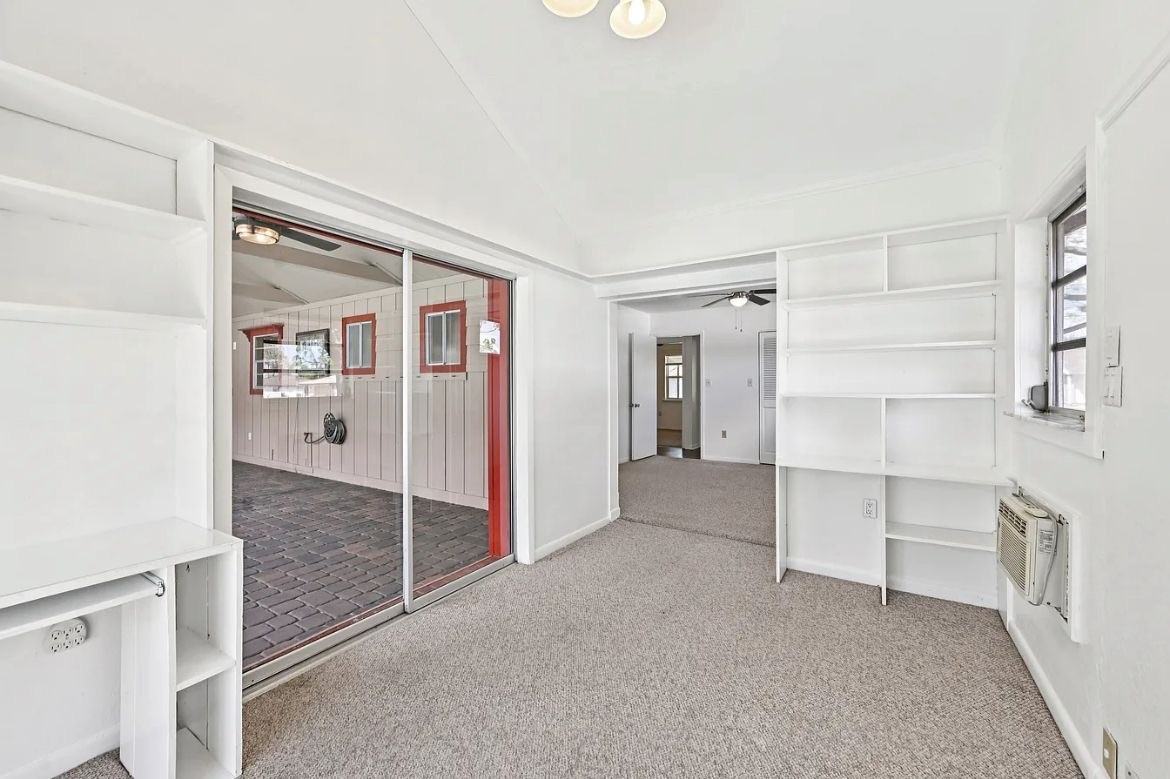 1550 Dorchester St - Photo 5 of 12