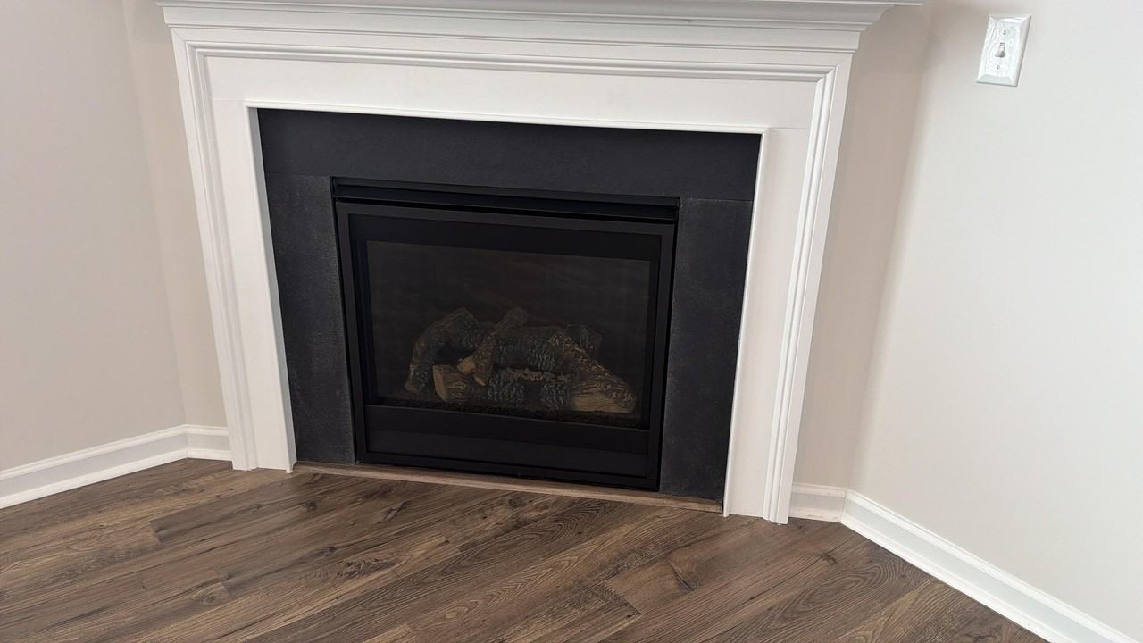 1614 Yarrow Ln - Photo 5 of 20