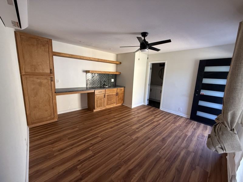 132 Palm Ave #B - Photo 4 of 13