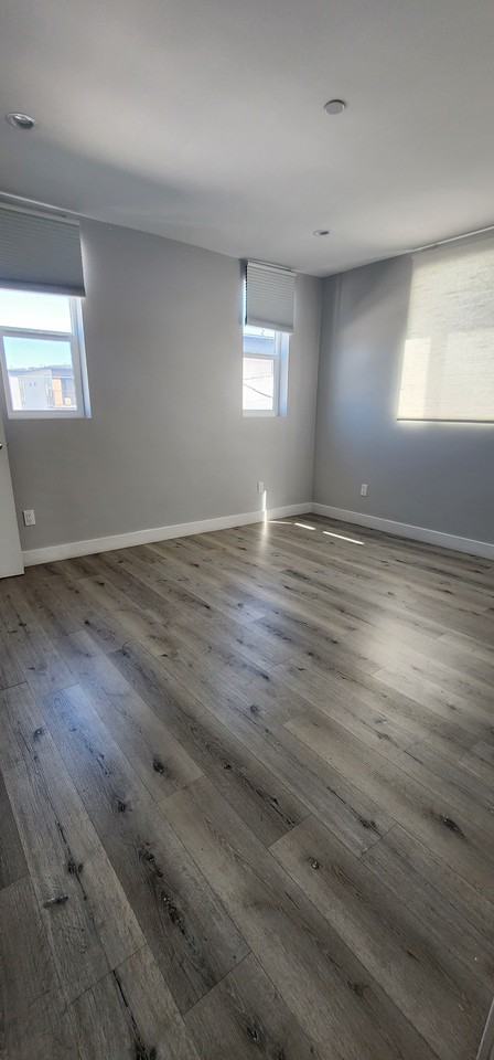 4651 W 18th St - Photo 2 of 7