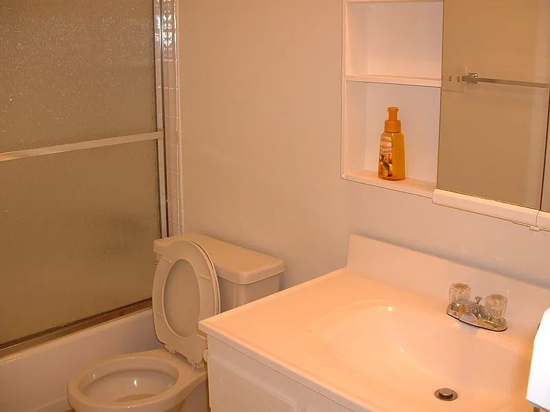 11834 Se 318th Pl #1 - Photo 7 of 9