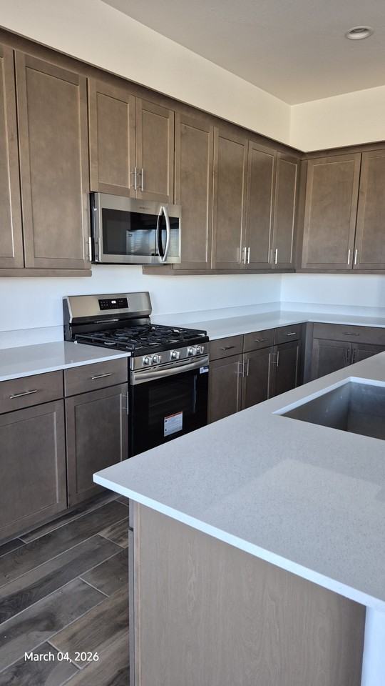 25509 Nave - Photo 2 of 6