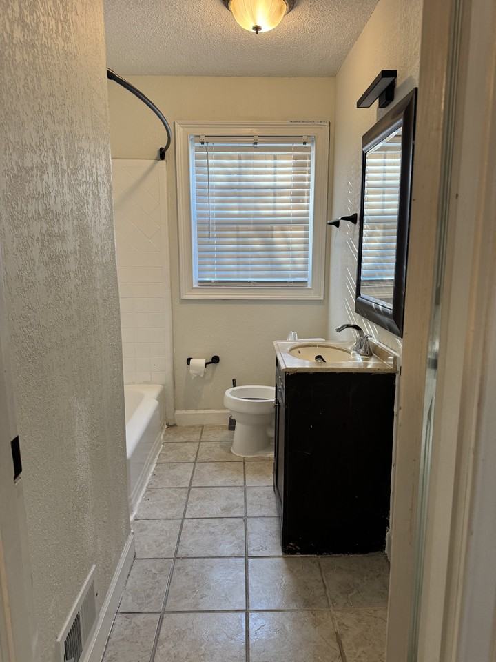 908 Bellwood Ave #NA - Photo 7 of 14