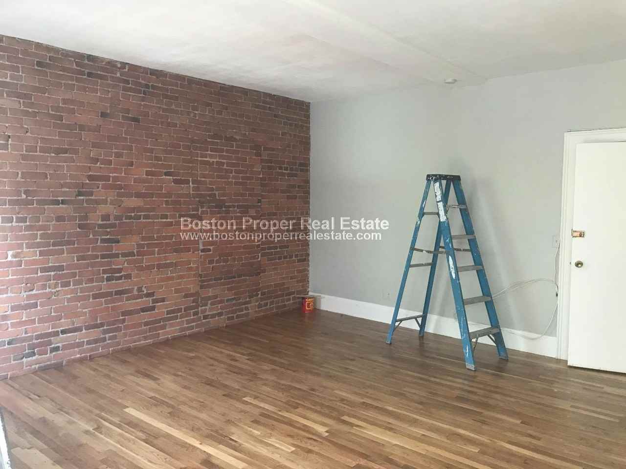 114 Saint Botolph St #2 - Photo 6 of 12