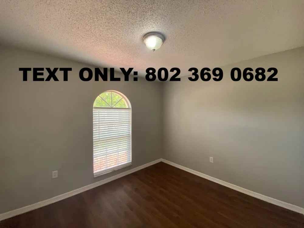 566 Geraldine Dr #NA - Photo 3 of 9