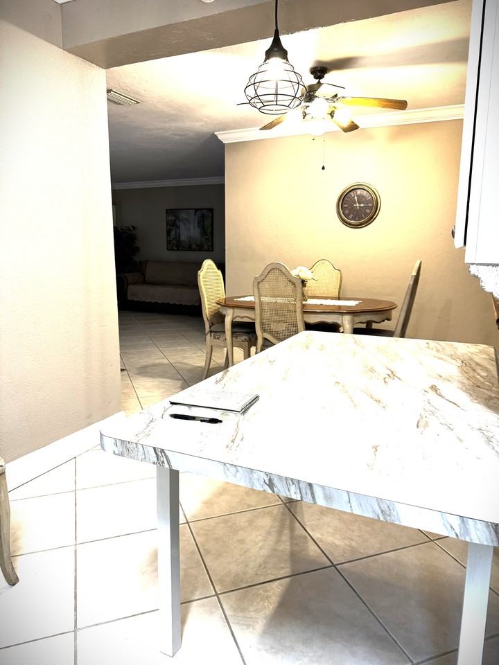 3020 Bay Street - Photo 6 of 20