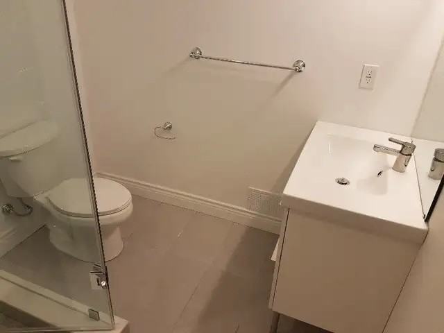 7 Tarmack Drive - Photo 3 of 9