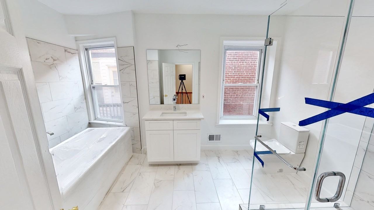 1312 Park Rd Nw #2 - Photo 3 of 15