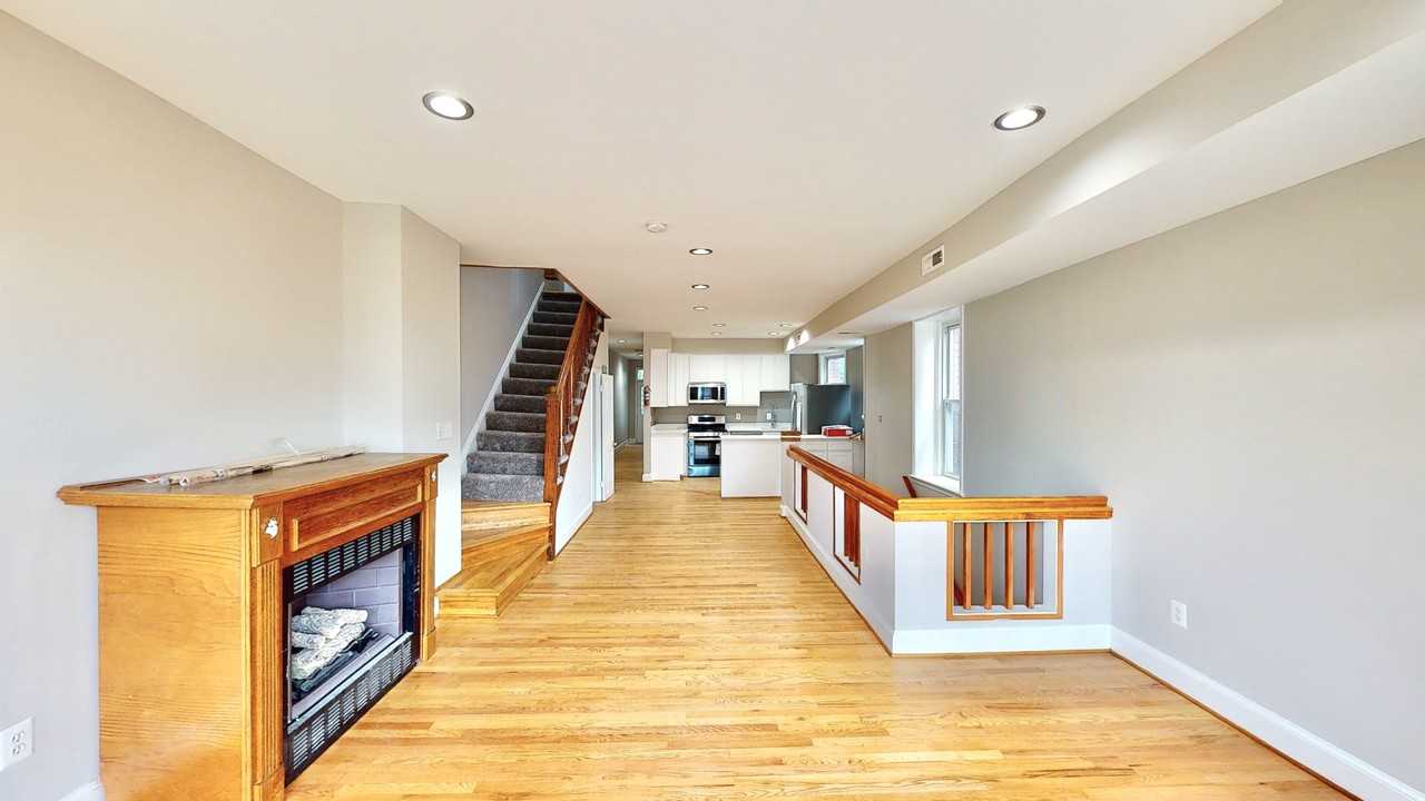 1312 Park Rd Nw #2 - Photo 6 of 15