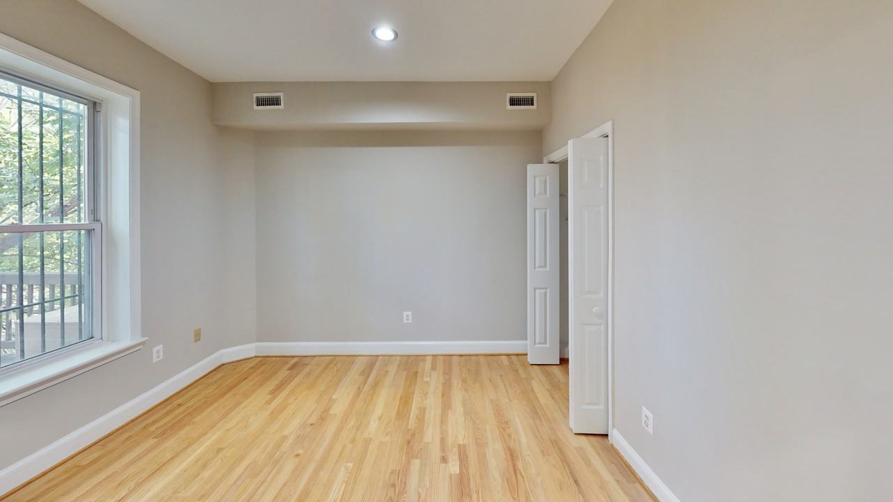 1312 Park Rd Nw #2 - Photo 7 of 15