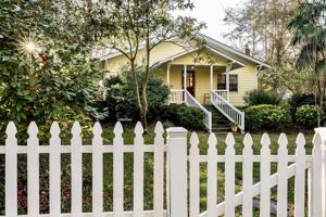 featured image of 566 Newberry St Sw