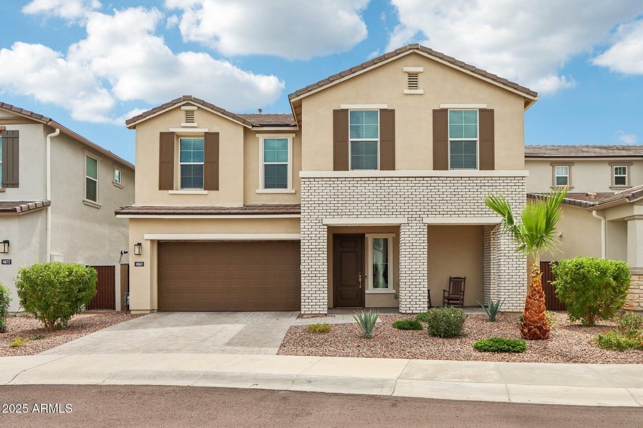 4869 E Muriel Dr - Photo 3 of 46