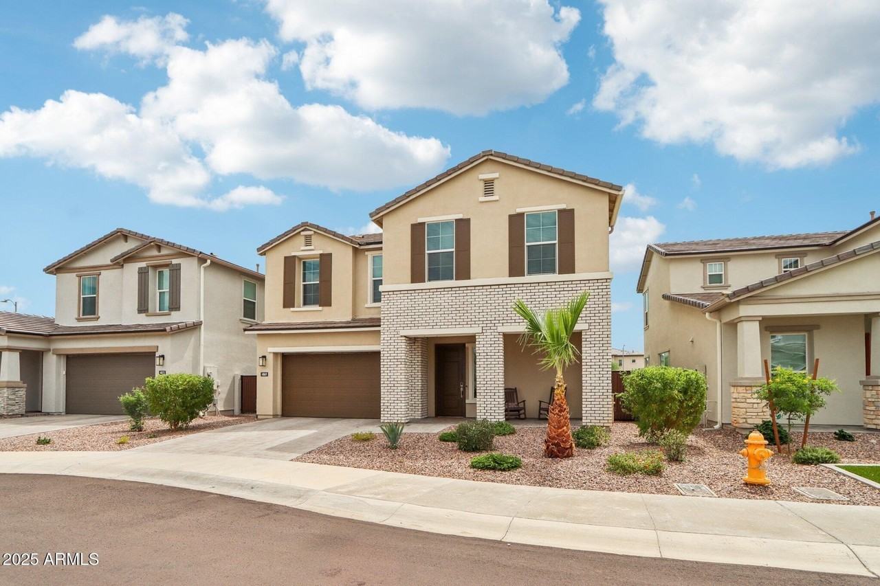 4869 E Muriel Dr - Photo 4 of 46