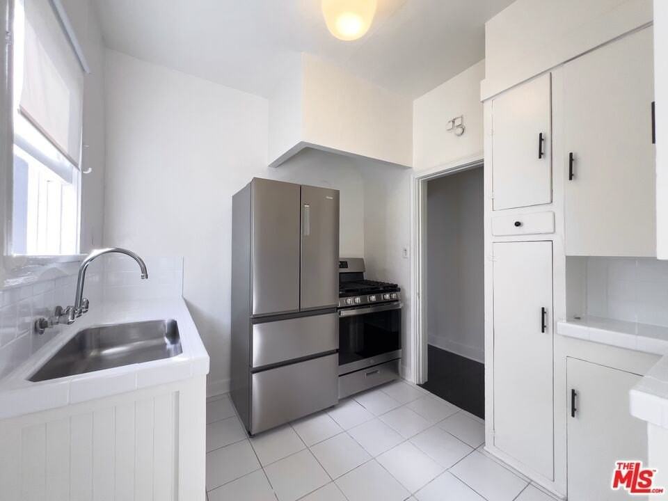 1532 Rosalia Rd Unit 3/4 - Photo 6 of 17