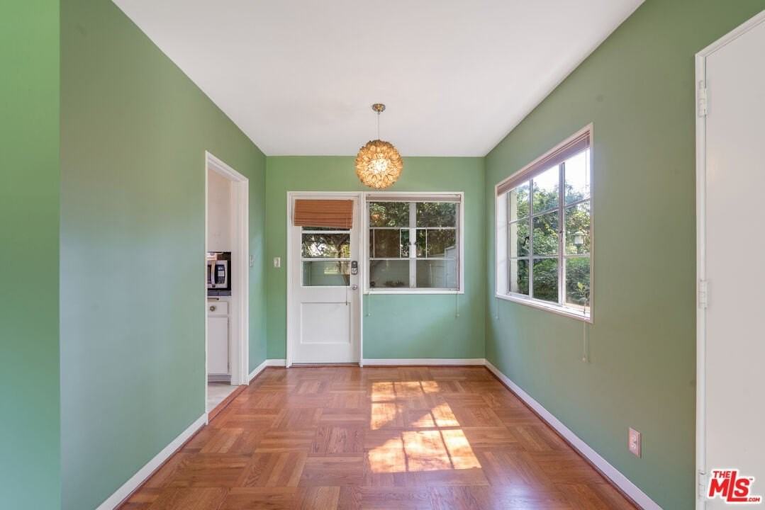 5116 Village Grn - Photo 6 of 19