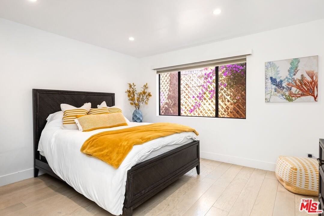 29231 Heathercliff Rd Apt 2 - Photo 4 of 26