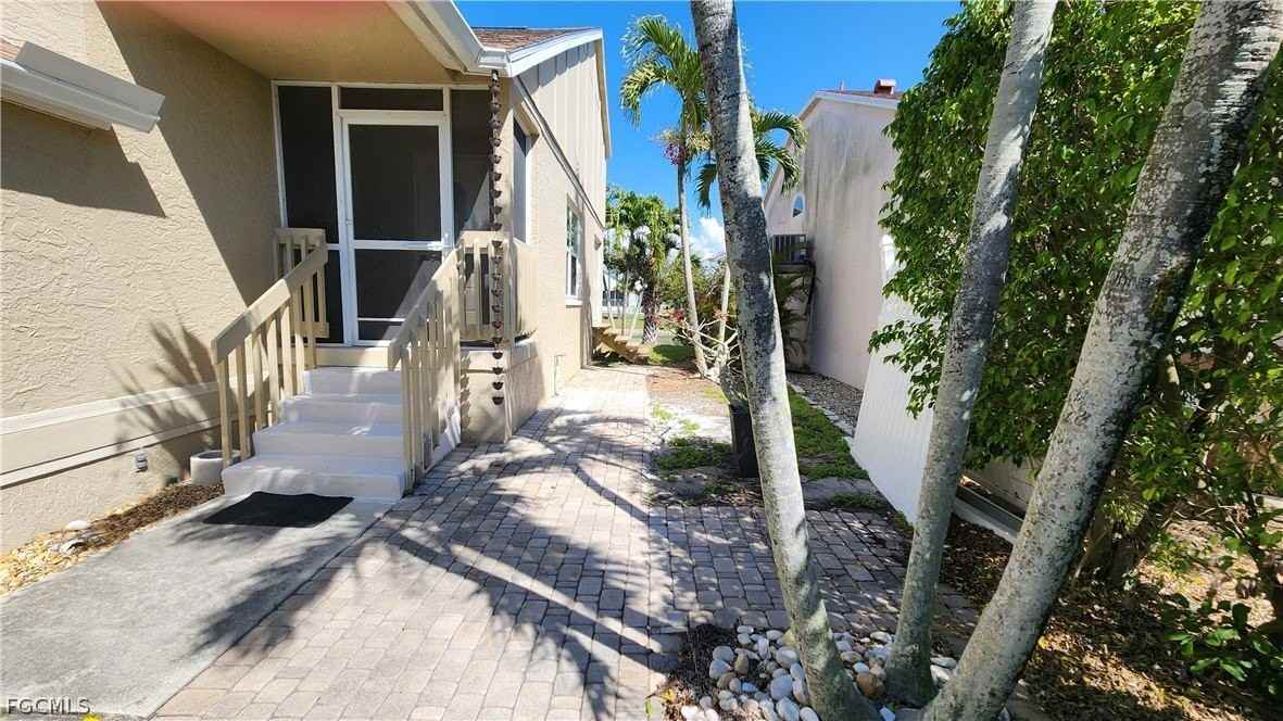 6118 Montego Bay Loop - Photo 3 of 34