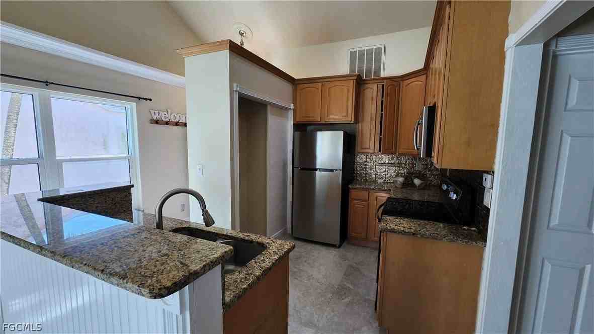 6118 Montego Bay Loop - Photo 6 of 34