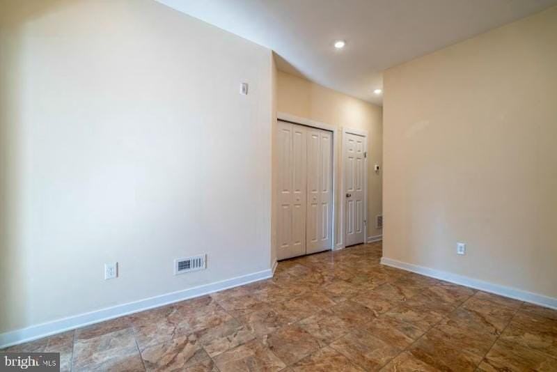 2227 N Park Ave #B - Photo 4 of 8