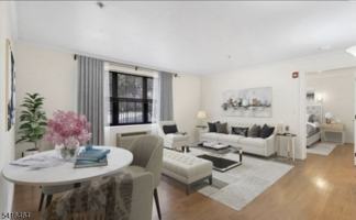 featured image of 7 Prospect St #409