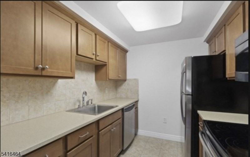 7 Prospect St #409 - Photo 4 of 9