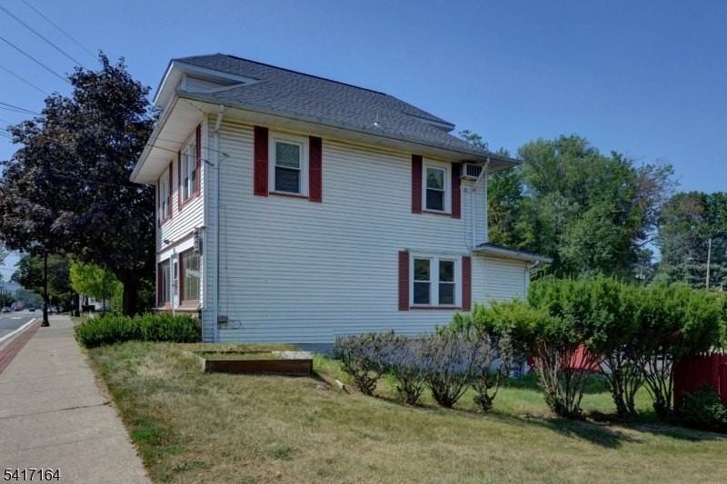 120 Newark Pompton Tpke #UP - Photo 2 of 6