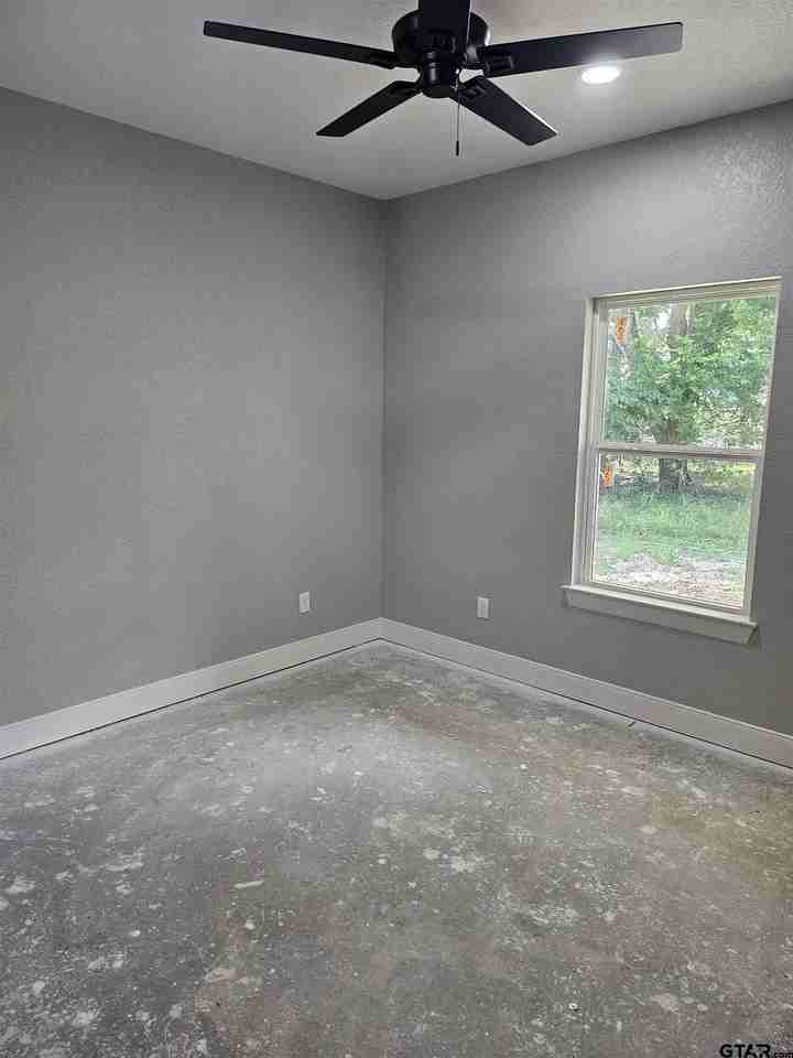 100 Cook St Unit 6 - Photo 3 of 8