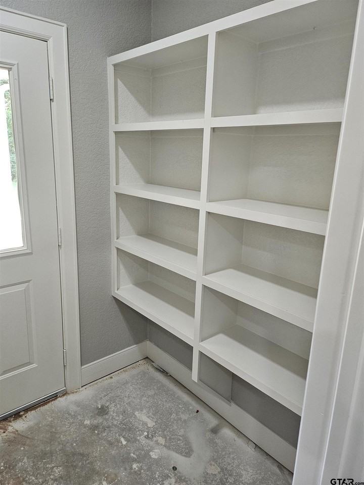 100 Cook St Unit 6 - Photo 7 of 8