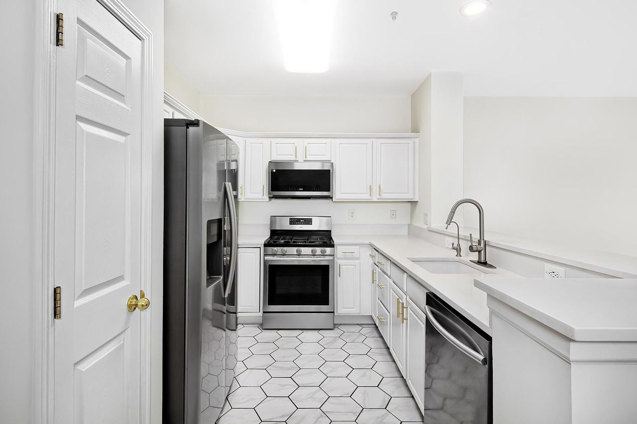 133 Abbie Ct - Photo 2 of 29